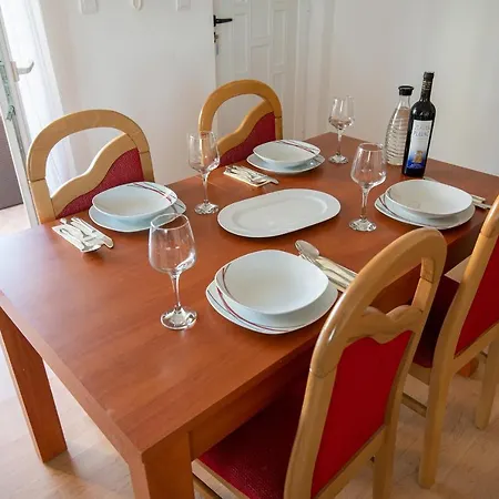Mamut Apartment Trogir