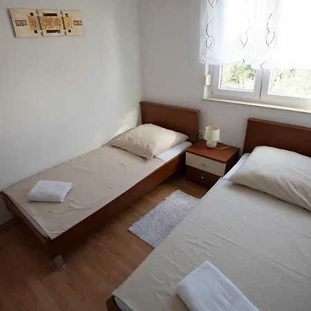 Mamut Διαμέρισμα Τρογκίρ