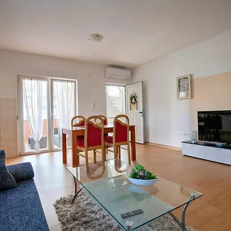 Mamut Τρογκίρ